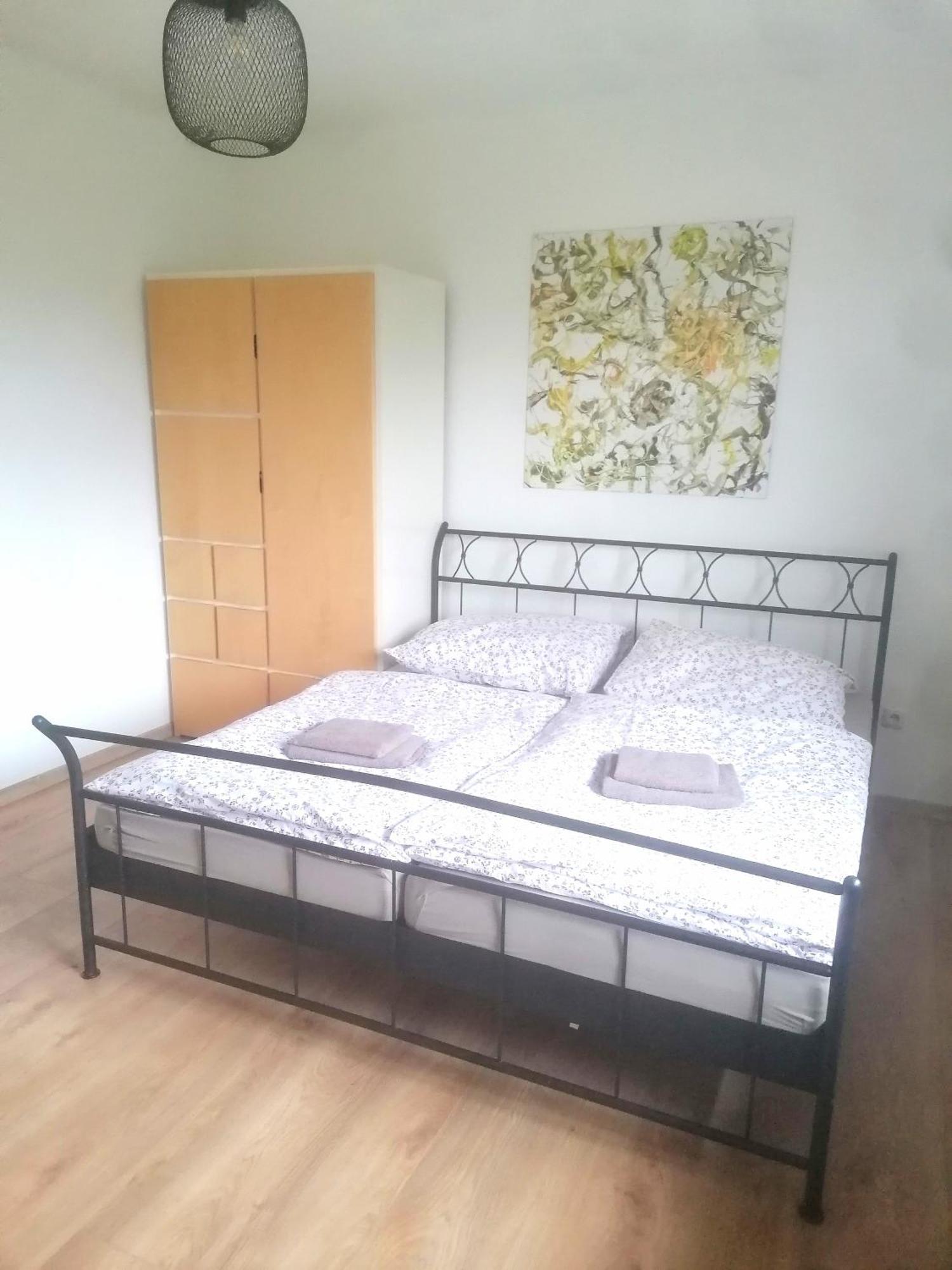 Zwei Schlafzimmer Ferienapartment Anna Am Stubenbergsee Inklusive Vier E-Bikes Extérieur photo